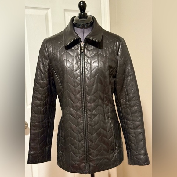 Worthington Jackets & Blazers - Gently Worn Worthington Black Chevron Leather Jacket
